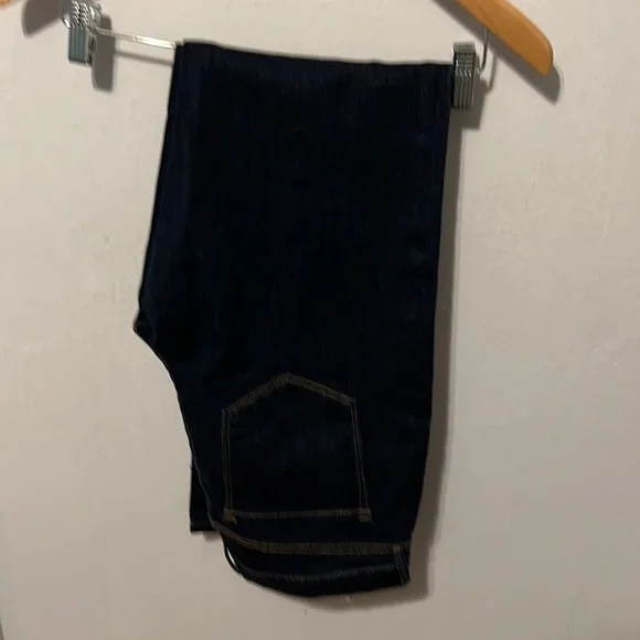 Banana Republic Premium Denim Girlfriends Straight Jeans